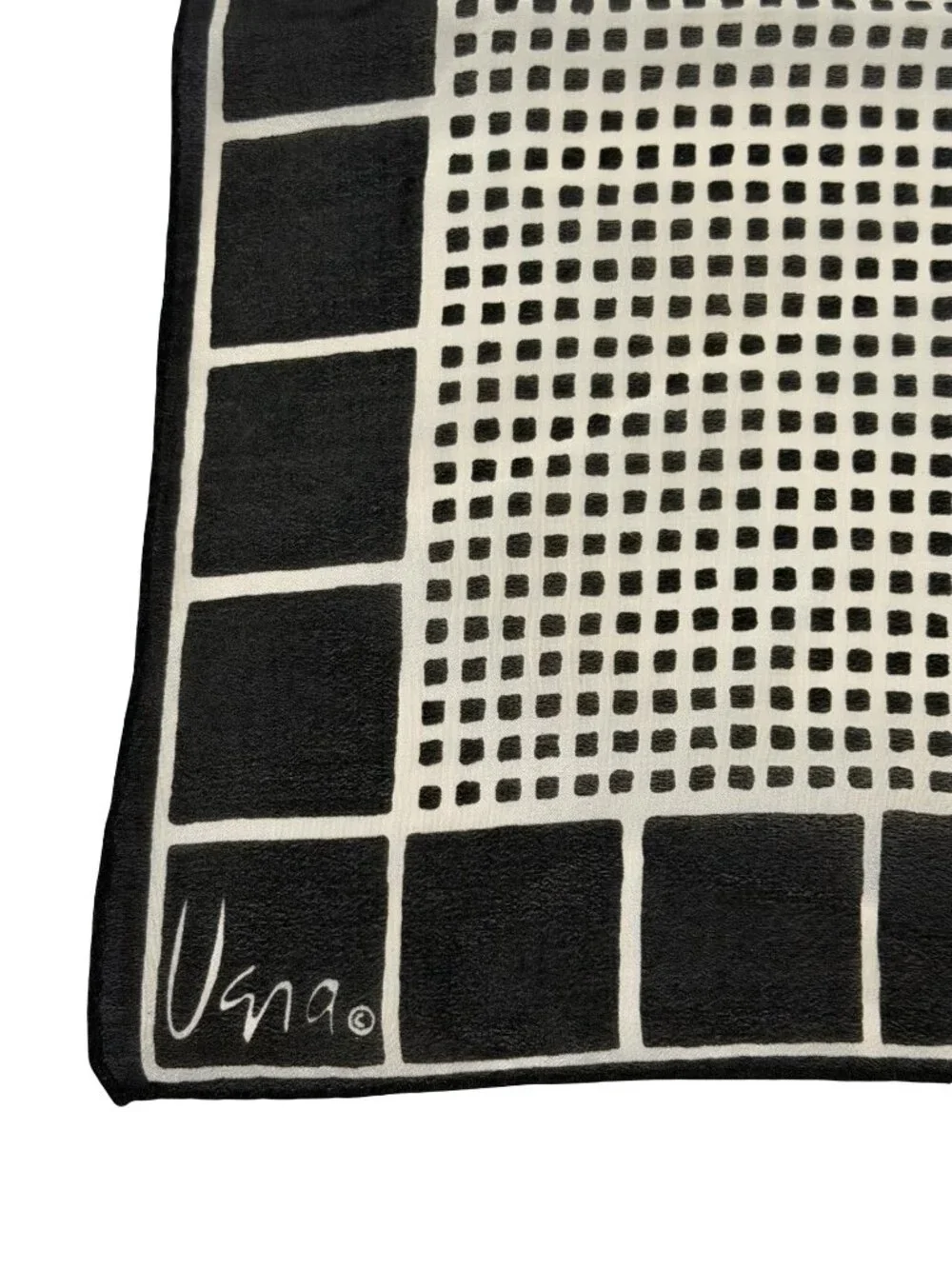 Vera Black White Geometric Grid Print Square Scarf 24
